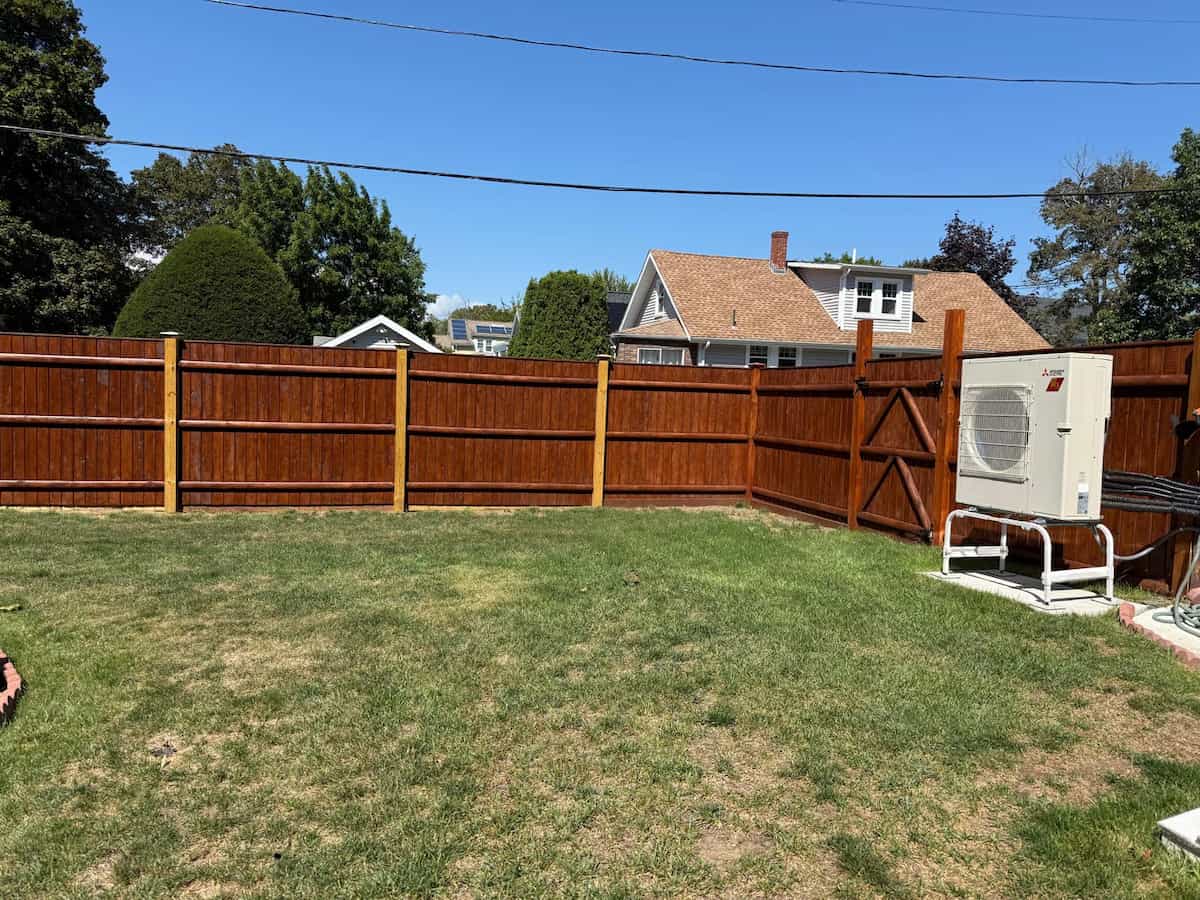 Fence replacement and stain, Saugus, MA